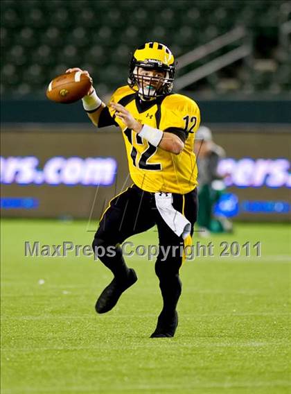 Thumbnail 2 in Del Oro vs. Helix (CIF State D2 Final) photogallery.