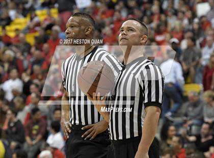 Thumbnail 1 in Mater Dei @ Bishop Montgomery (CIF State Open SoCal Regional Final) photogallery.