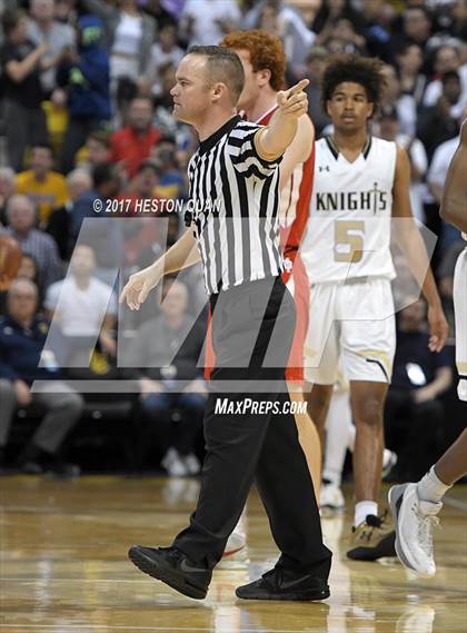 Thumbnail 2 in Mater Dei @ Bishop Montgomery (CIF State Open SoCal Regional Final) photogallery.