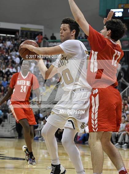 Thumbnail 1 in Mater Dei @ Bishop Montgomery (CIF State Open SoCal Regional Final) photogallery.