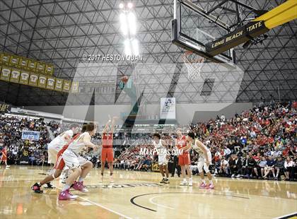 Thumbnail 1 in Mater Dei @ Bishop Montgomery (CIF State Open SoCal Regional Final) photogallery.