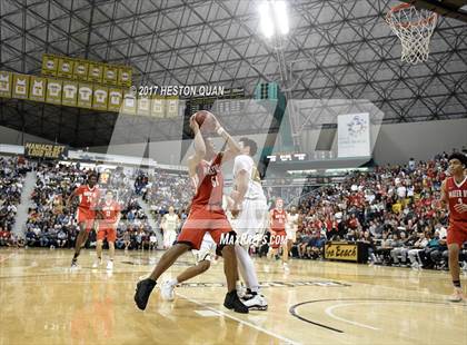 Thumbnail 3 in Mater Dei @ Bishop Montgomery (CIF State Open SoCal Regional Final) photogallery.