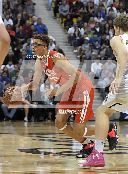 Thumbnail 2 in Mater Dei @ Bishop Montgomery (CIF State Open SoCal Regional Final) photogallery.
