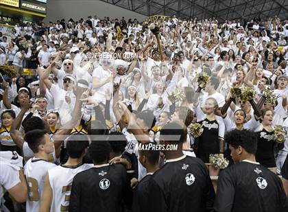 Thumbnail 1 in Mater Dei @ Bishop Montgomery (CIF State Open SoCal Regional Final) photogallery.