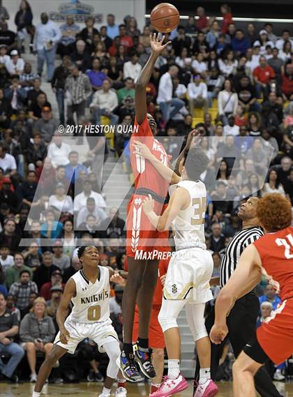 Thumbnail 1 in Mater Dei @ Bishop Montgomery (CIF State Open SoCal Regional Final) photogallery.