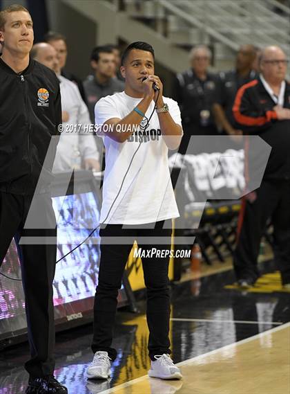 Thumbnail 1 in Mater Dei @ Bishop Montgomery (CIF State Open SoCal Regional Final) photogallery.