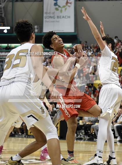 Thumbnail 2 in Mater Dei @ Bishop Montgomery (CIF State Open SoCal Regional Final) photogallery.