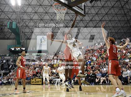 Thumbnail 1 in Mater Dei @ Bishop Montgomery (CIF State Open SoCal Regional Final) photogallery.