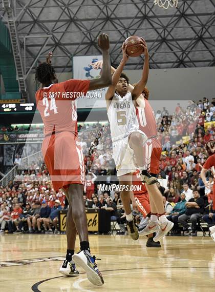 Thumbnail 1 in Mater Dei @ Bishop Montgomery (CIF State Open SoCal Regional Final) photogallery.
