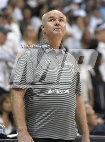 Thumbnail 1 in Mater Dei @ Bishop Montgomery (CIF State Open SoCal Regional Final) photogallery.