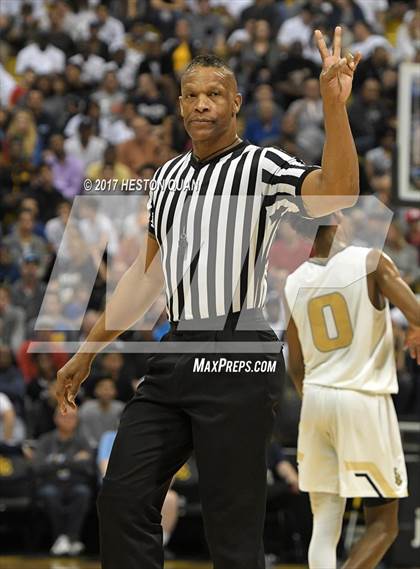 Thumbnail 3 in Mater Dei @ Bishop Montgomery (CIF State Open SoCal Regional Final) photogallery.