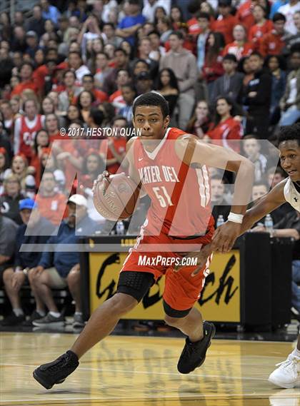 Thumbnail 1 in Mater Dei @ Bishop Montgomery (CIF State Open SoCal Regional Final) photogallery.