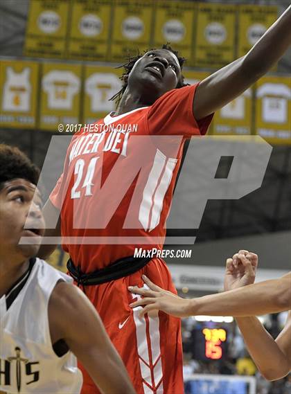 Thumbnail 2 in Mater Dei @ Bishop Montgomery (CIF State Open SoCal Regional Final) photogallery.