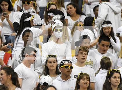 Thumbnail 3 in Mater Dei @ Bishop Montgomery (CIF State Open SoCal Regional Final) photogallery.