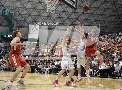 Thumbnail 2 in Mater Dei @ Bishop Montgomery (CIF State Open SoCal Regional Final) photogallery.