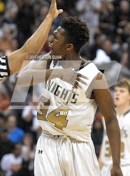 Thumbnail 1 in Mater Dei @ Bishop Montgomery (CIF State Open SoCal Regional Final) photogallery.