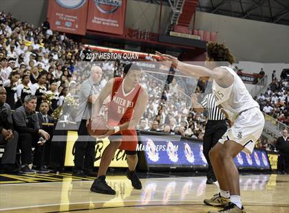 Thumbnail 3 in Mater Dei @ Bishop Montgomery (CIF State Open SoCal Regional Final) photogallery.