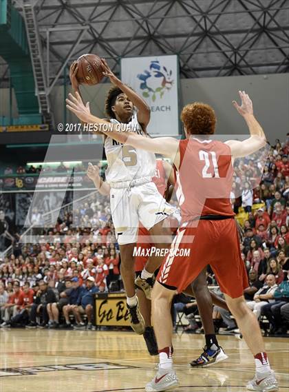 Thumbnail 2 in Mater Dei @ Bishop Montgomery (CIF State Open SoCal Regional Final) photogallery.