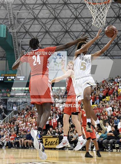 Thumbnail 2 in Mater Dei @ Bishop Montgomery (CIF State Open SoCal Regional Final) photogallery.