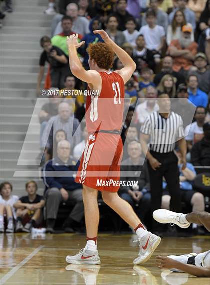Thumbnail 2 in Mater Dei @ Bishop Montgomery (CIF State Open SoCal Regional Final) photogallery.