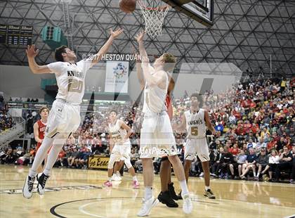 Thumbnail 2 in Mater Dei @ Bishop Montgomery (CIF State Open SoCal Regional Final) photogallery.