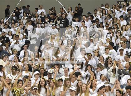 Thumbnail 2 in Mater Dei @ Bishop Montgomery (CIF State Open SoCal Regional Final) photogallery.