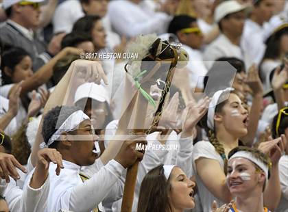 Thumbnail 2 in Mater Dei @ Bishop Montgomery (CIF State Open SoCal Regional Final) photogallery.