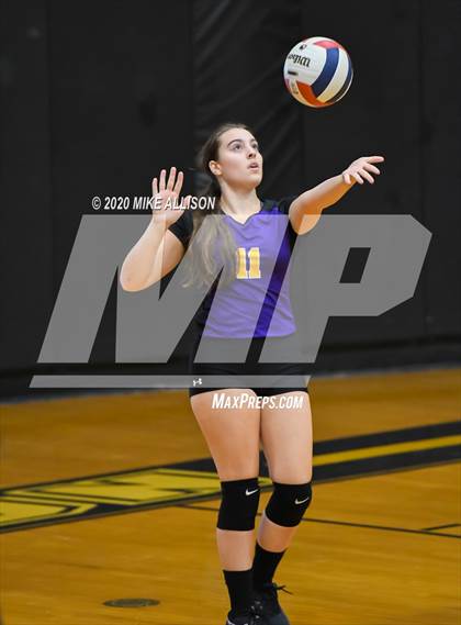 Thumbnail 3 in Chattanooga Central @ Hixson photogallery.