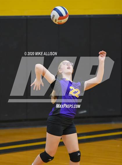 Thumbnail 1 in Chattanooga Central @ Hixson photogallery.