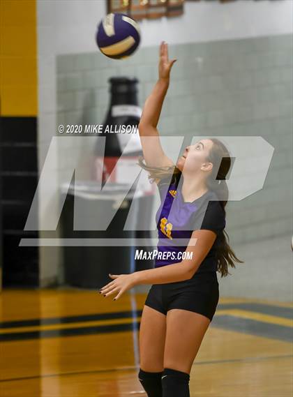 Thumbnail 1 in Chattanooga Central @ Hixson photogallery.