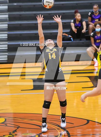 Thumbnail 3 in Chattanooga Central @ Hixson photogallery.