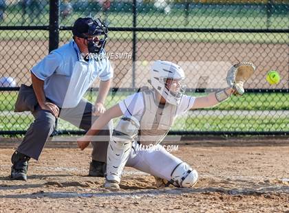 Thumbnail 3 in West Liberty vs Valley (Rick Doran Classic) photogallery.