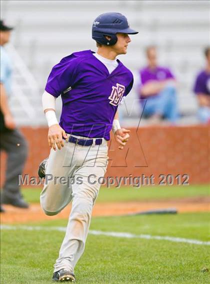 Thumbnail 3 in Montgomery vs Alvin (Yellowjacket Tournament) photogallery.