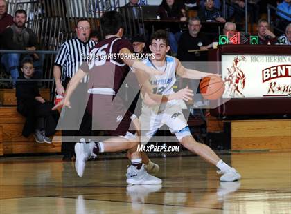 Thumbnail 2 in Pinckneyville vs. Sesser-Valier (Benton Invitational Tournament) photogallery.