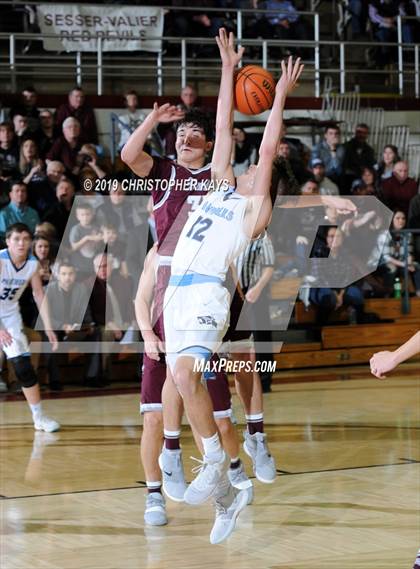 Thumbnail 3 in Pinckneyville vs. Sesser-Valier (Benton Invitational Tournament) photogallery.