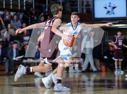 Thumbnail 3 in Pinckneyville vs. Sesser-Valier (Benton Invitational Tournament) photogallery.