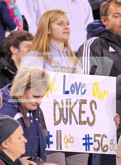 Thumbnail 2 in Skutt Catholic vs. York (NSAA Class B Final)  photogallery.
