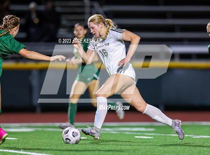Thumbnail 2 in Ventura @ Moorpark photogallery.