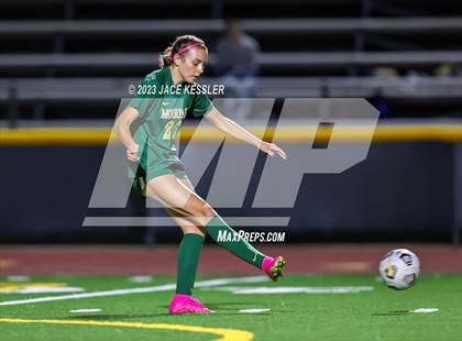Thumbnail 2 in Ventura @ Moorpark photogallery.