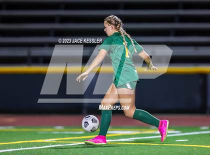 Thumbnail 2 in Ventura @ Moorpark photogallery.