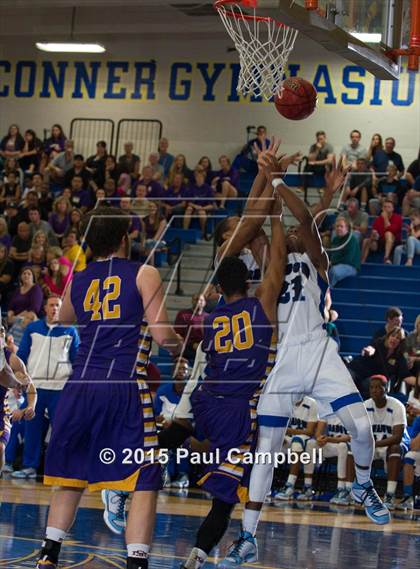 Thumbnail 2 in Shadow Mountain vs Sunrise Mountain (AIA Round 2 Playoff) photogallery.