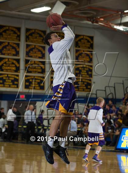 Thumbnail 2 in Shadow Mountain vs Sunrise Mountain (AIA Round 2 Playoff) photogallery.