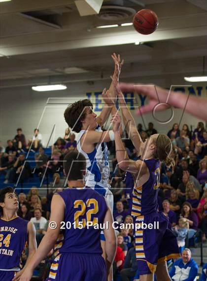 Thumbnail 2 in Shadow Mountain vs Sunrise Mountain (AIA Round 2 Playoff) photogallery.