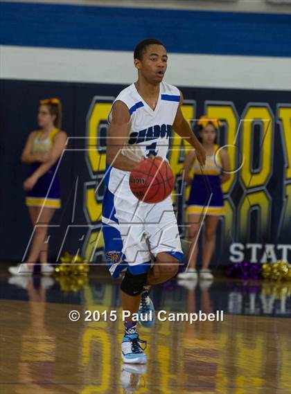 Thumbnail 2 in Shadow Mountain vs Sunrise Mountain (AIA Round 2 Playoff) photogallery.