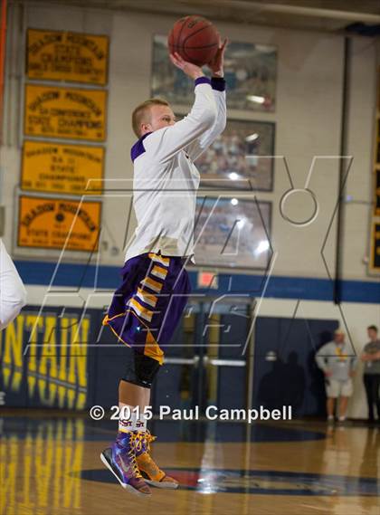 Thumbnail 3 in Shadow Mountain vs Sunrise Mountain (AIA Round 2 Playoff) photogallery.