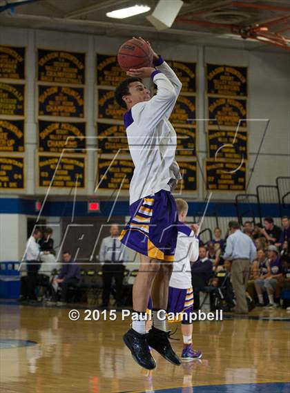 Thumbnail 2 in Shadow Mountain vs Sunrise Mountain (AIA Round 2 Playoff) photogallery.