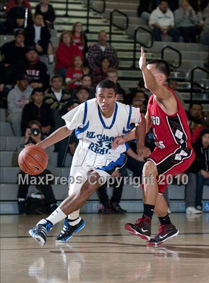 Thumbnail 2 in Verdugo Hills vs. El Camino Real (CIF LA City Section D3 Final) photogallery.