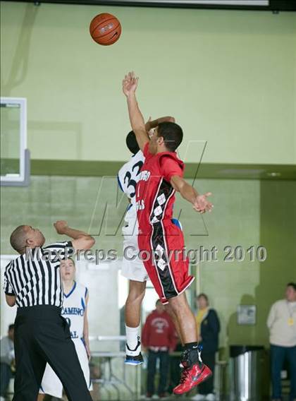Thumbnail 2 in Verdugo Hills vs. El Camino Real (CIF LA City Section D3 Final) photogallery.