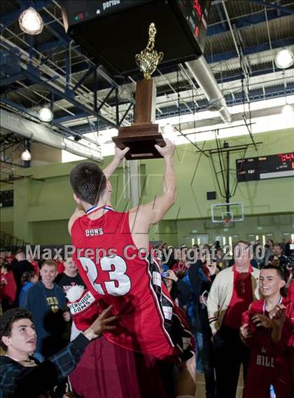 Thumbnail 3 in Verdugo Hills vs. El Camino Real (CIF LA City Section D3 Final) photogallery.