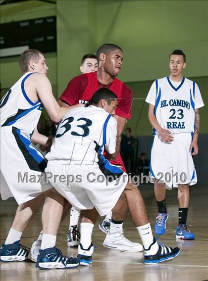Thumbnail 1 in Verdugo Hills vs. El Camino Real (CIF LA City Section D3 Final) photogallery.